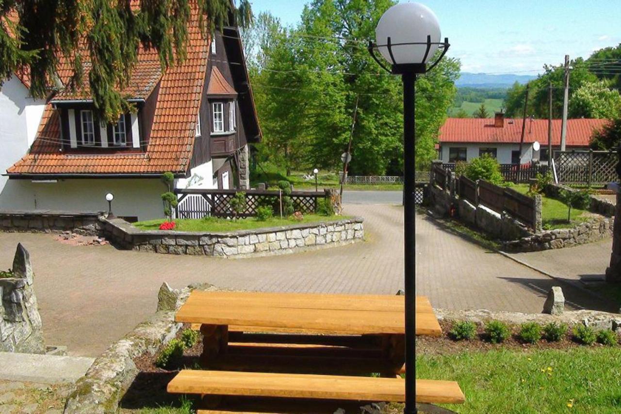 Hotel Krasnoludki Sosnowka  Bagian luar foto
